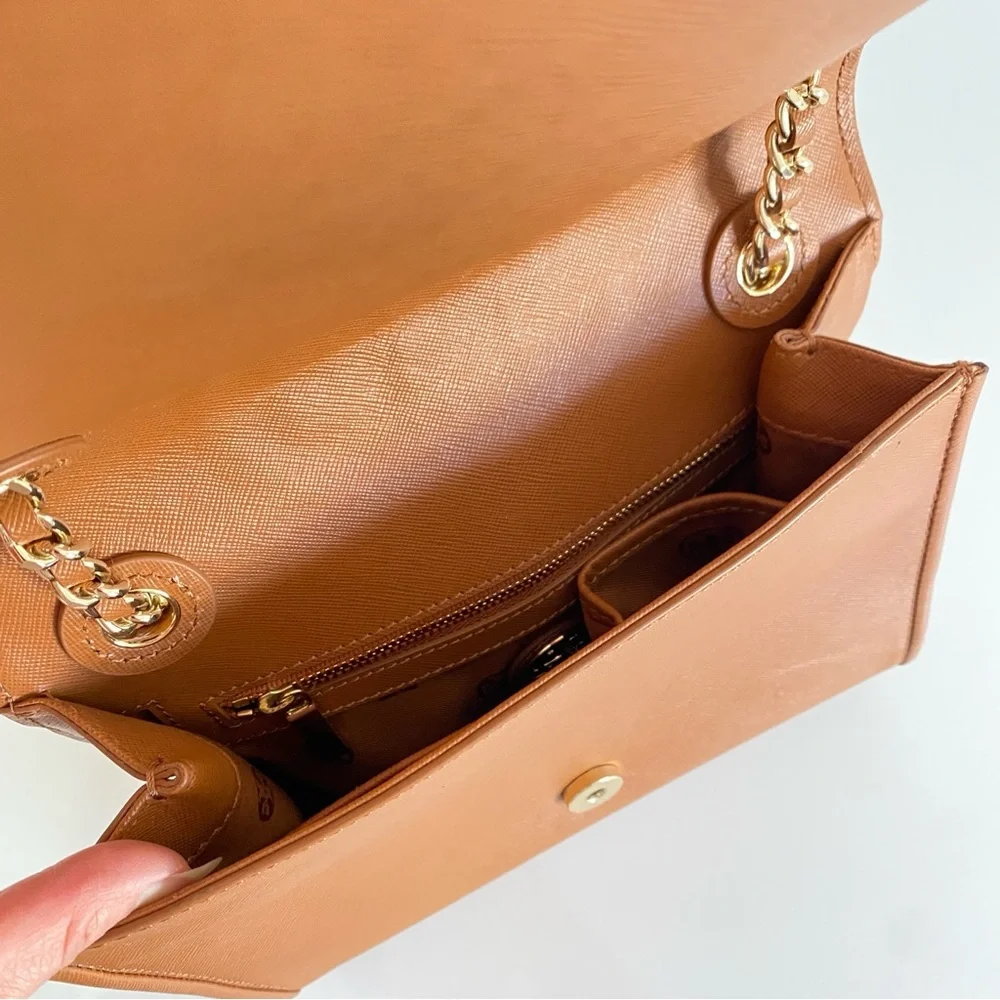 Tory Burch Brown Quilted chain strap Bag